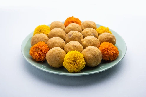 Besan ladoo
